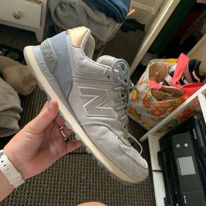 Women’s New Balance 574